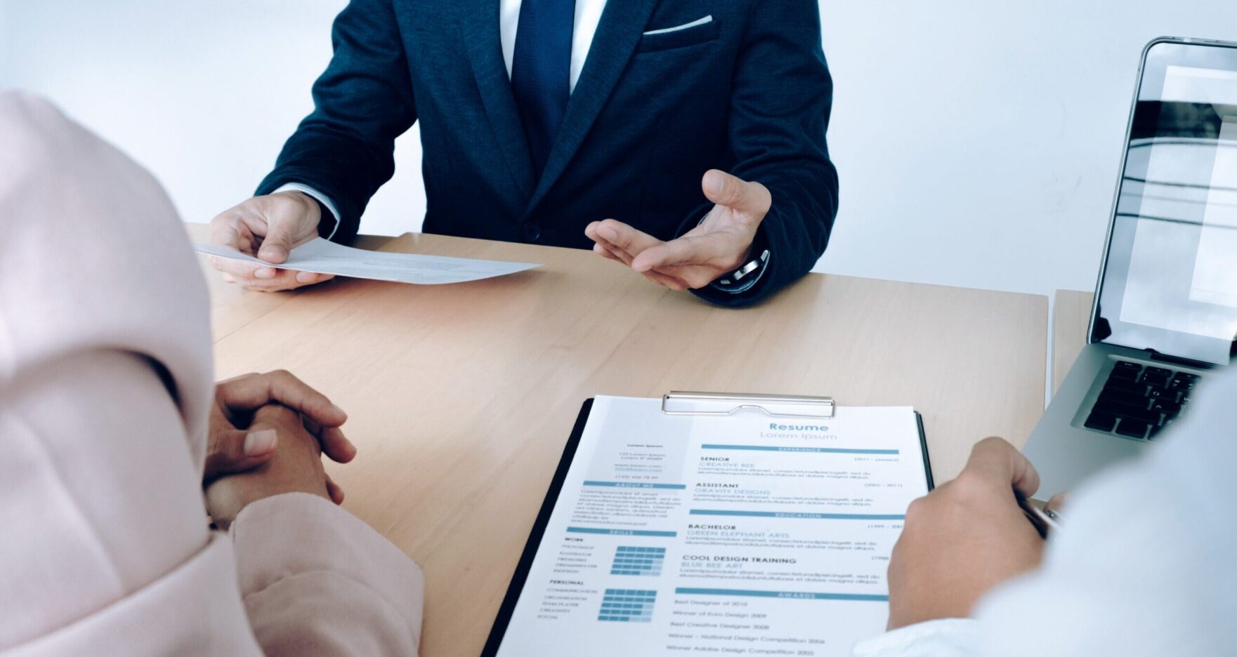 alaws for business-situation-job-interview-concept-job-seeker-present-resume-managers الاوس لخدمات الاعمال والتوظيف للشركات alaws for business-situation-job-interview-concept-job-seeker-present-resume-managers الاوس لخدمات الاعمال والتوظيف للشركات